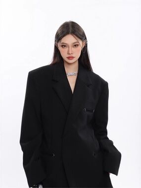 Black Oversized Women's Blazer Jacket - Classic Tailored Coat